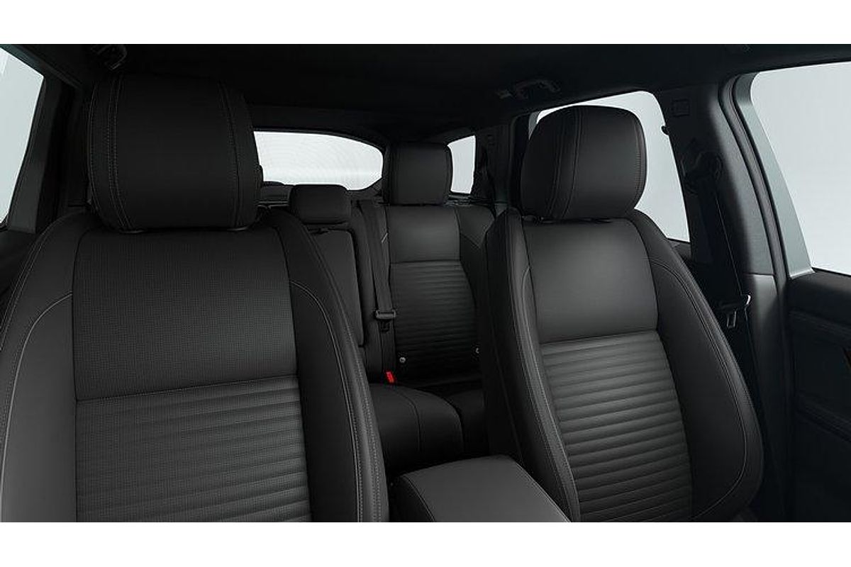 2025 Land Rover Discovery Sport P250 Dynamic SE L550