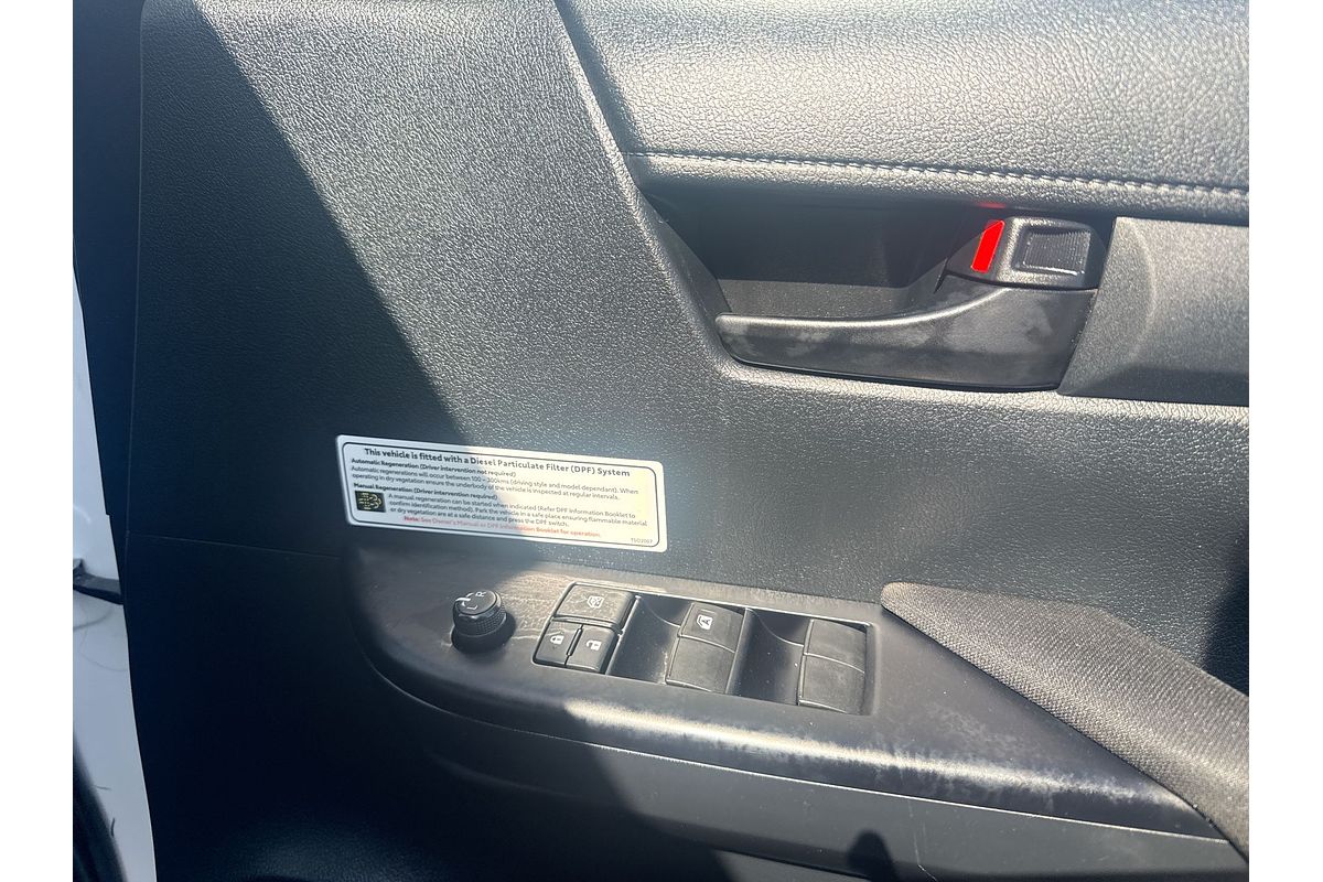 2021 Toyota Hilux SR GUN126R 4X4