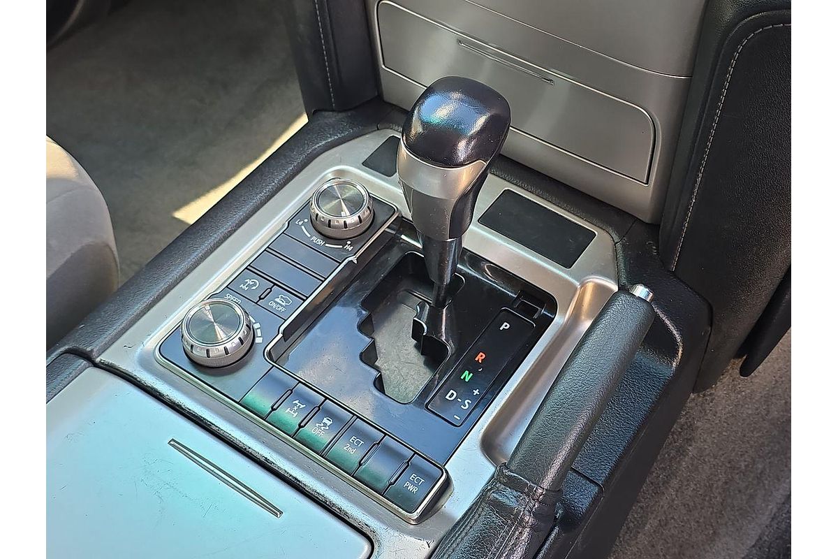 2016 Toyota Landcruiser GXL VDJ200R