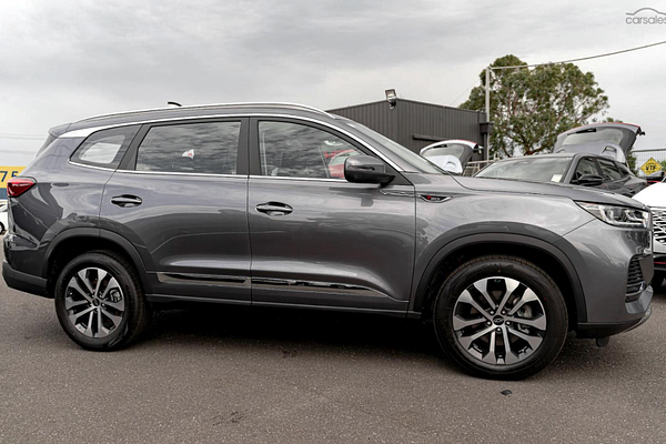 2025 Chery Tiggo 8 Pro Max Urban
