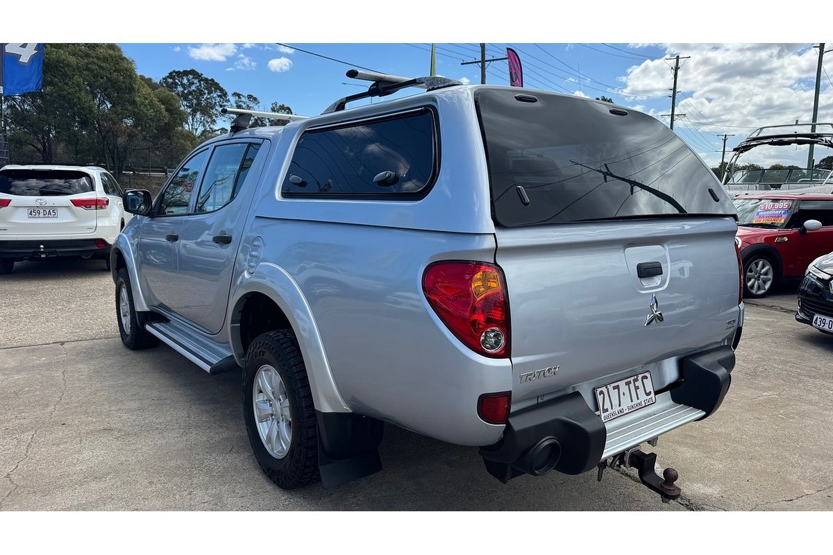 2013 Mitsubishi Triton GLX MN 4X4