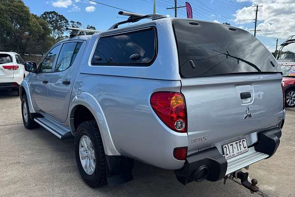 2013 Mitsubishi Triton GLX MN 4X4