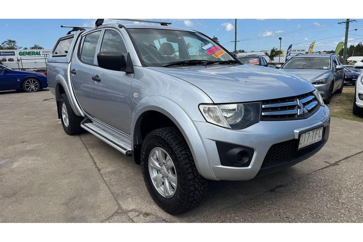 2013 Mitsubishi Triton GLX MN 4X4
