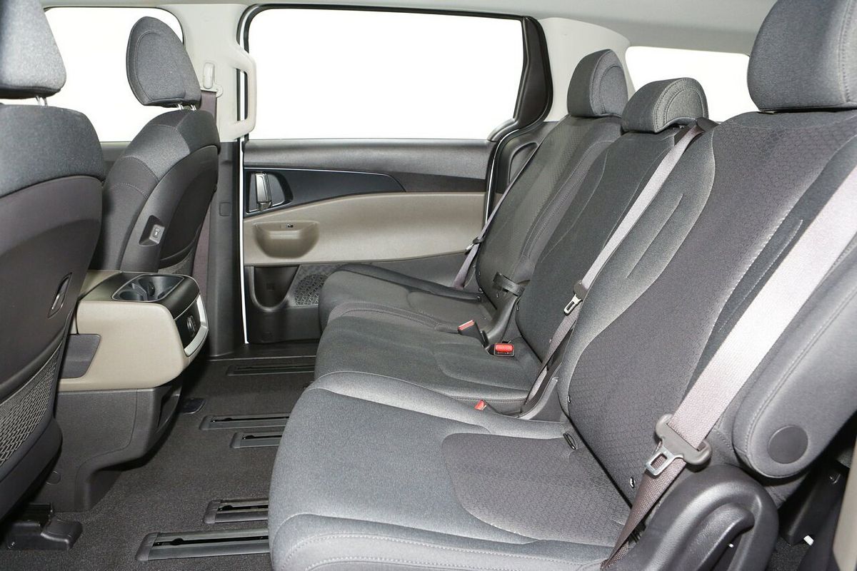2024 Kia Carnival S KA4