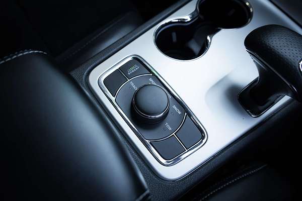 2014 Jeep Grand Cherokee SRT WK