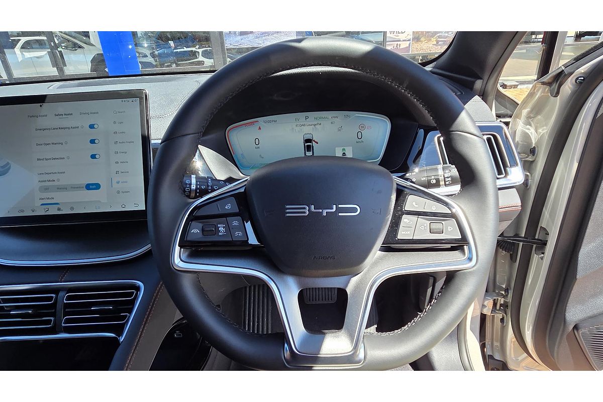 2025 BYD SEALION 6 Essential