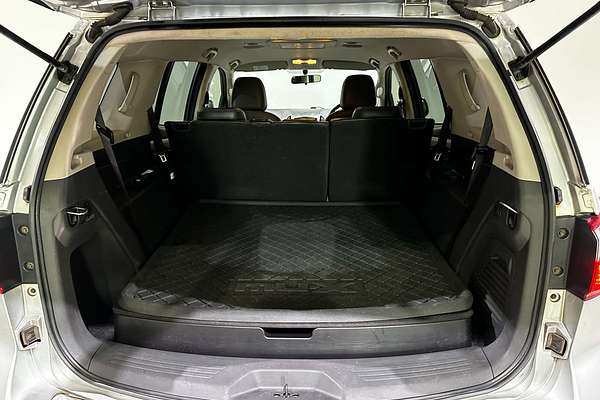 2016 Isuzu MU-X LS-T