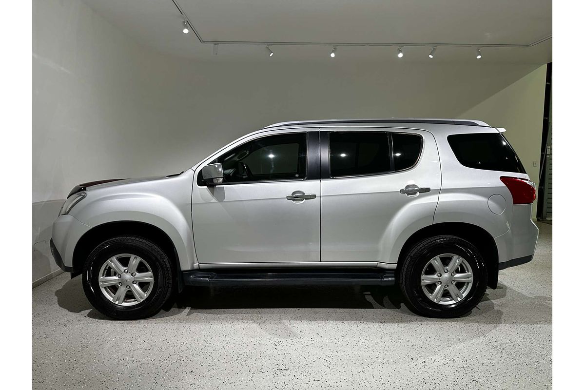 2016 Isuzu MU-X LS-T