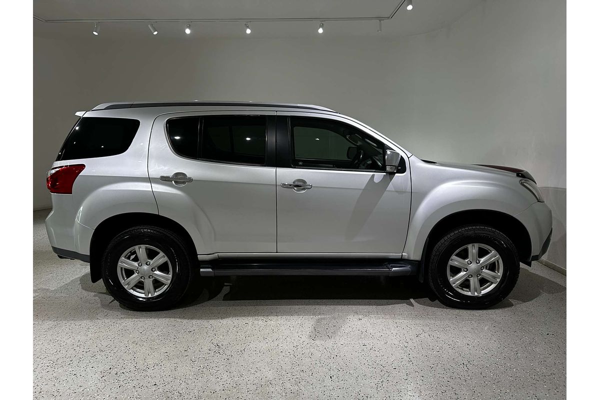 2016 Isuzu MU-X LS-T