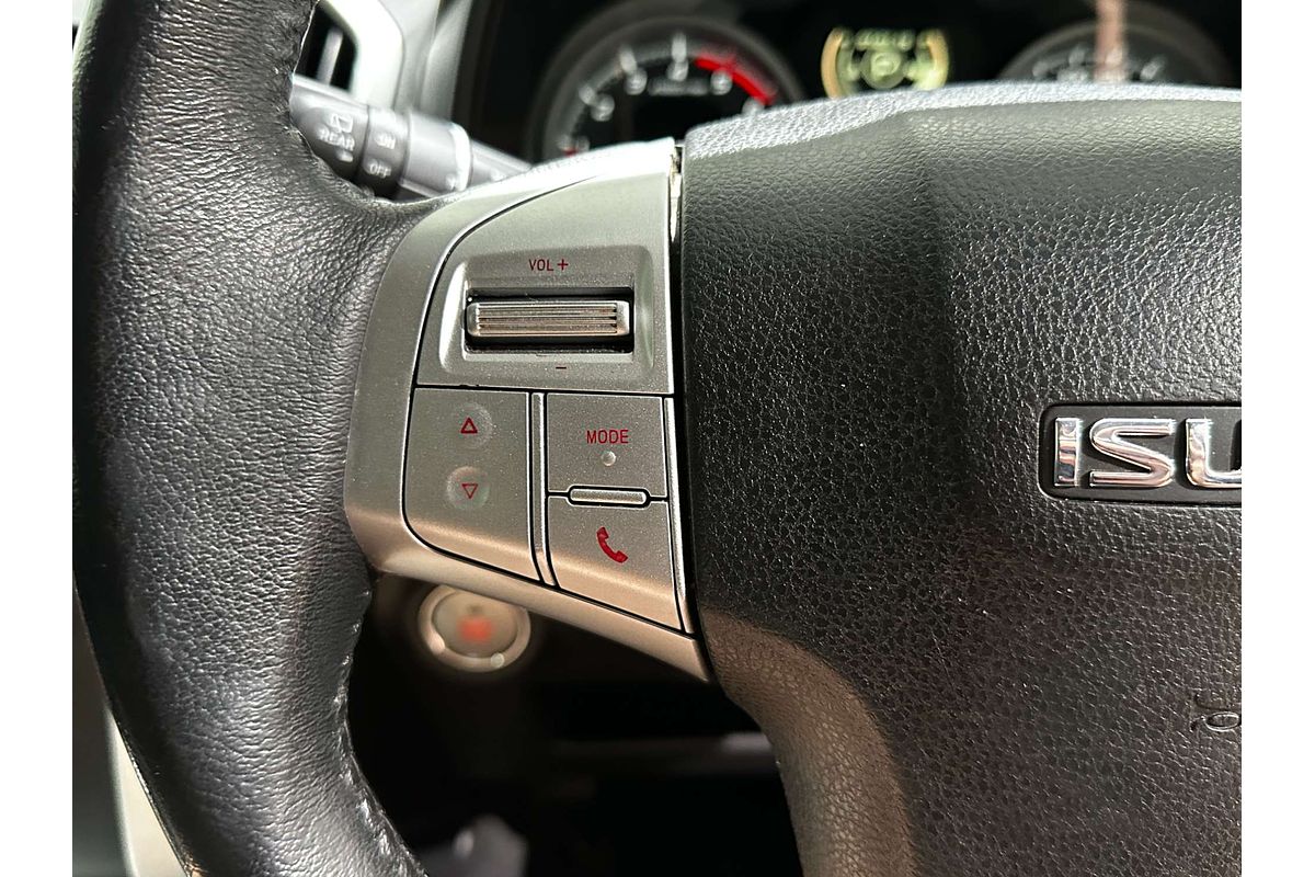 2016 Isuzu MU-X LS-T