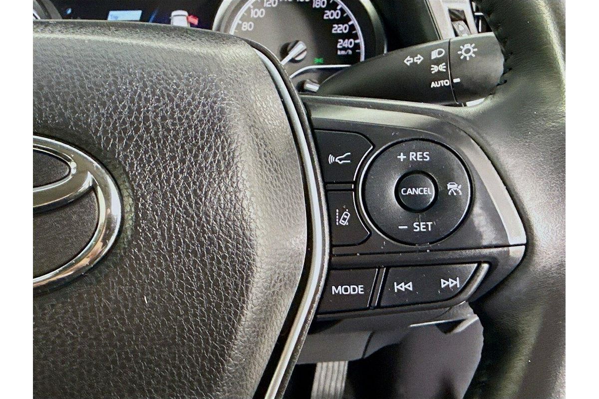 2018 Toyota Camry Ascent Sport AXVH71R