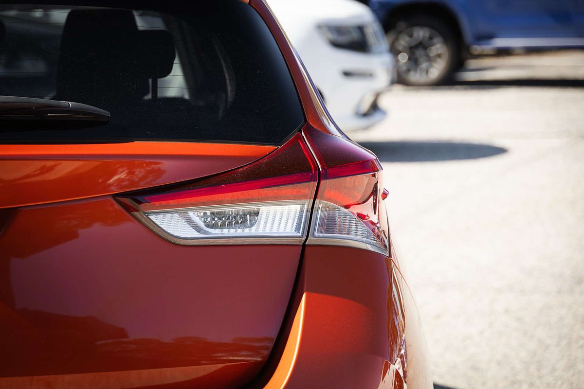 2016 Toyota Corolla Ascent Sport ZRE182R
