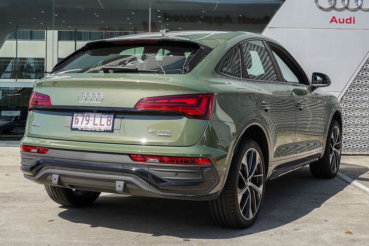 2024 Audi Q5 45 TFSI S line FY