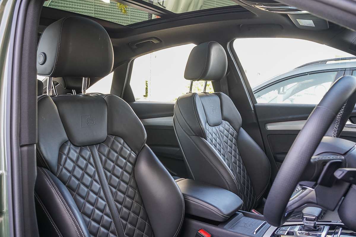 2024 Audi Q5 45 TFSI S line FY