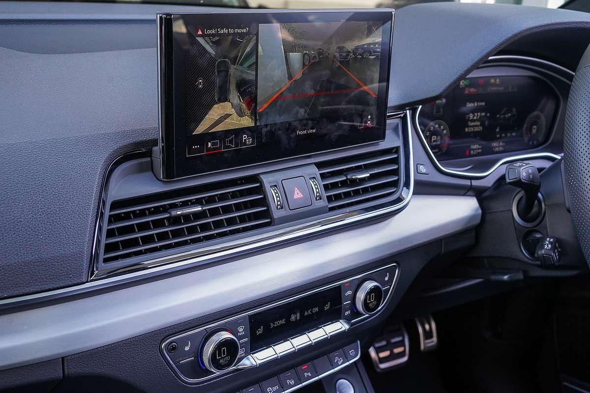 2024 Audi Q5 45 TFSI S line FY