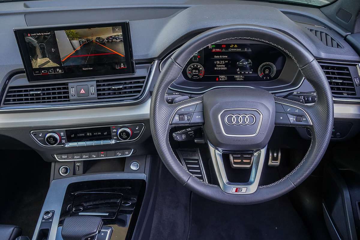 2024 Audi Q5 45 TFSI S line FY