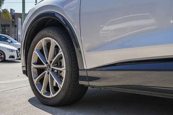 2024 Audi Q4 e-tron 55 F4