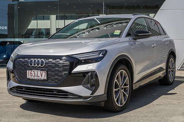 2024 Audi Q4 e-tron 55 F4