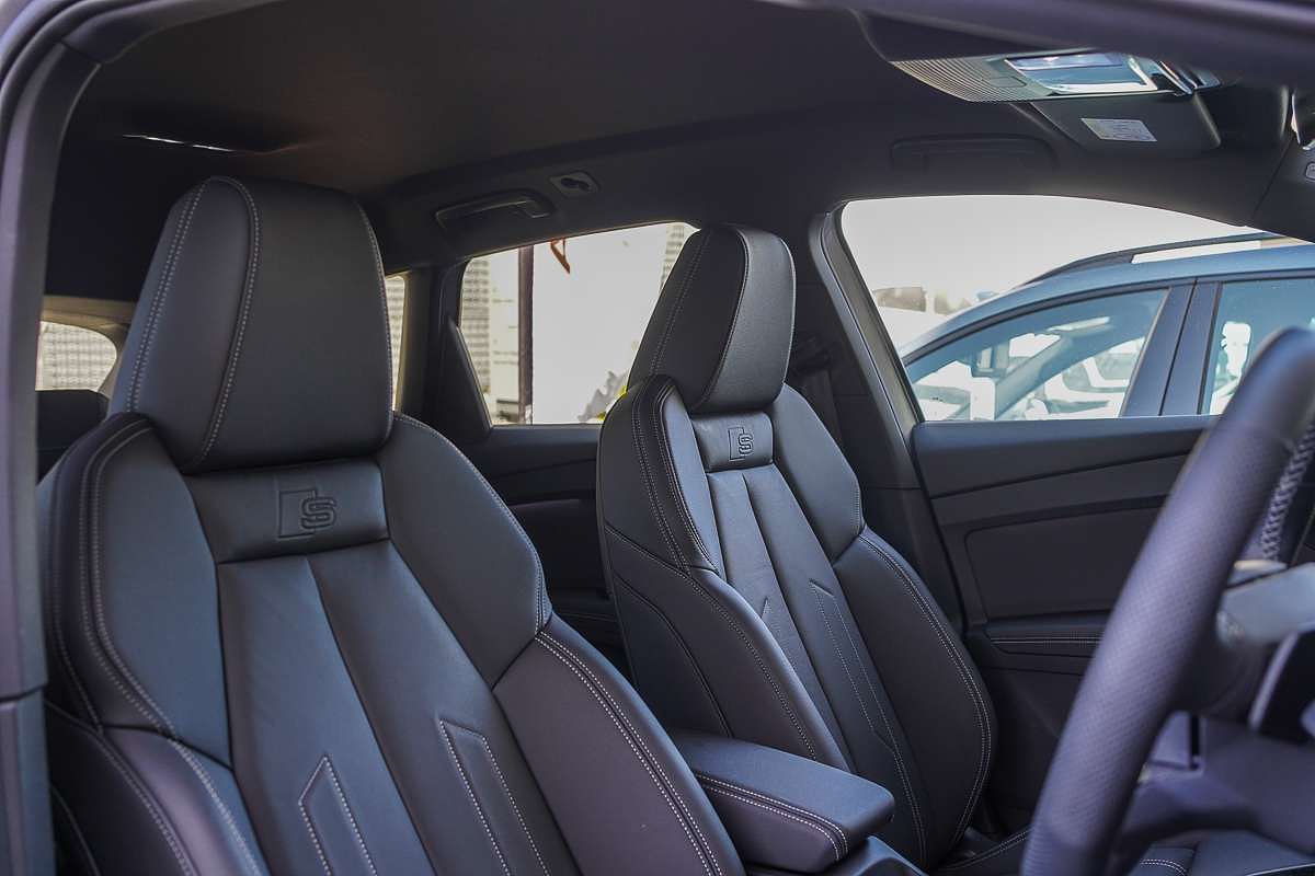 2024 Audi Q4 e-tron 55 F4