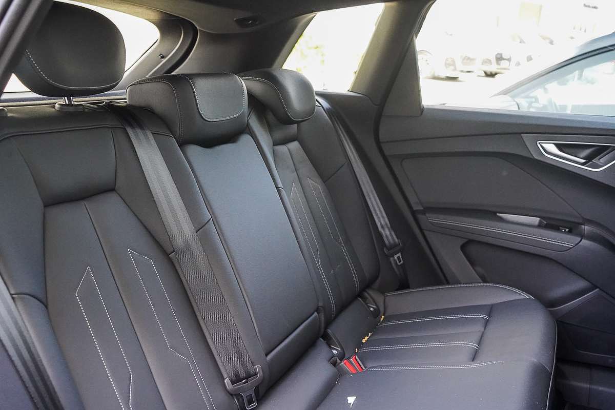 2024 Audi Q4 e-tron 55 F4