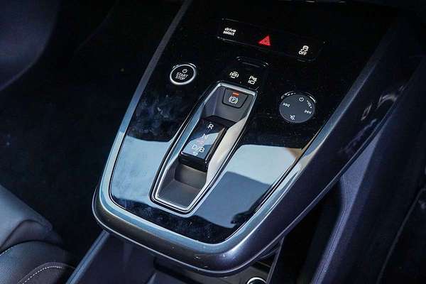 2024 Audi Q4 e-tron 55 F4