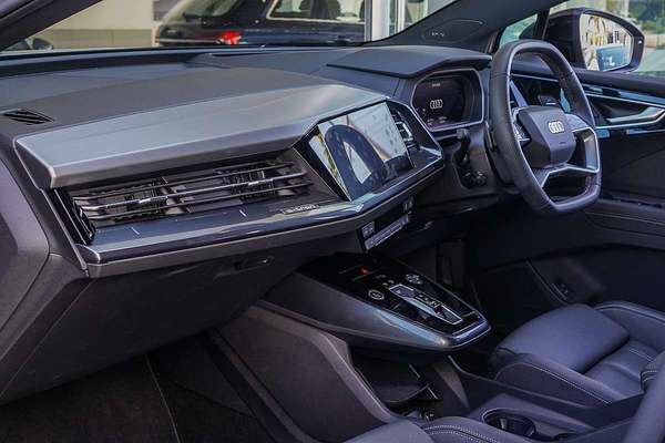 2024 Audi Q4 e-tron 55 F4