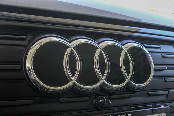 2024 Audi Q4 e-tron 55 F4