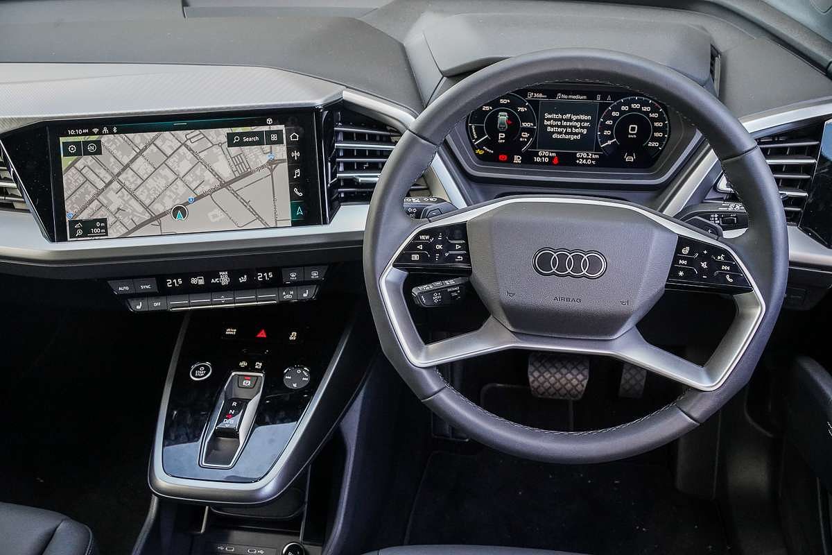 2024 Audi Q4 e-tron 55 F4