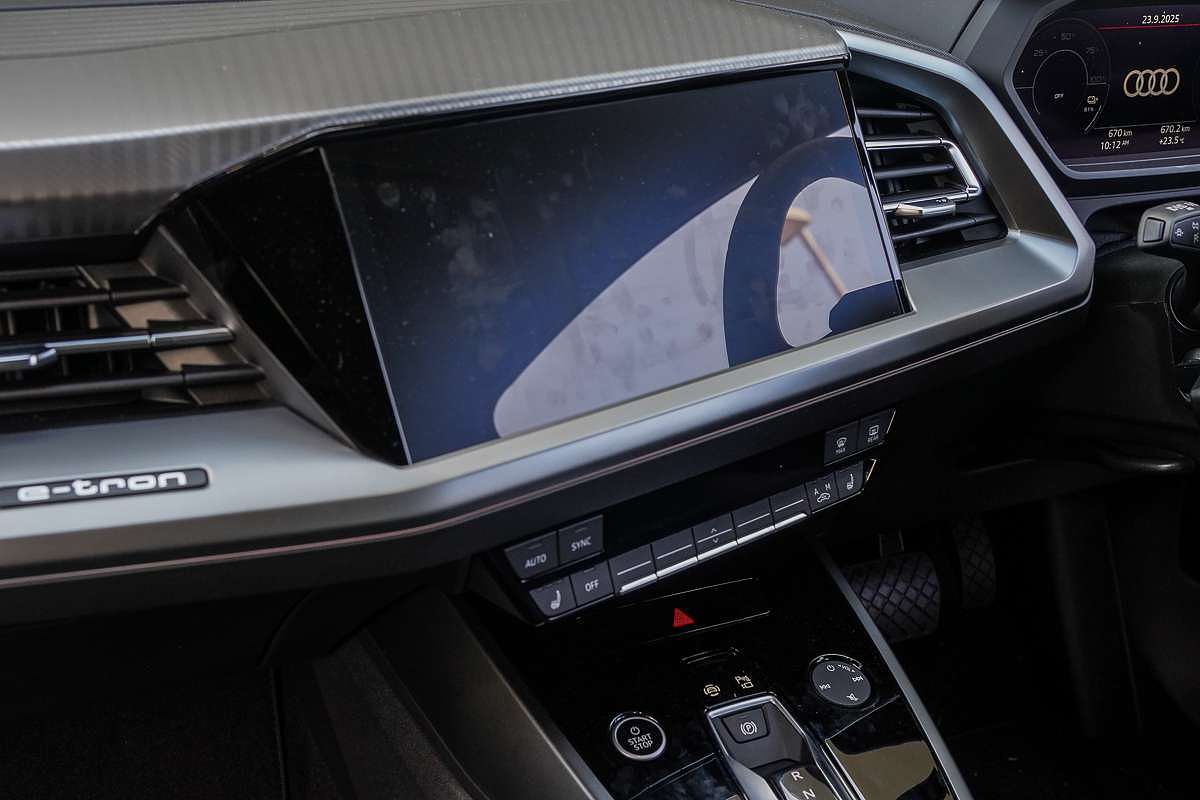 2024 Audi Q4 e-tron 45 F4