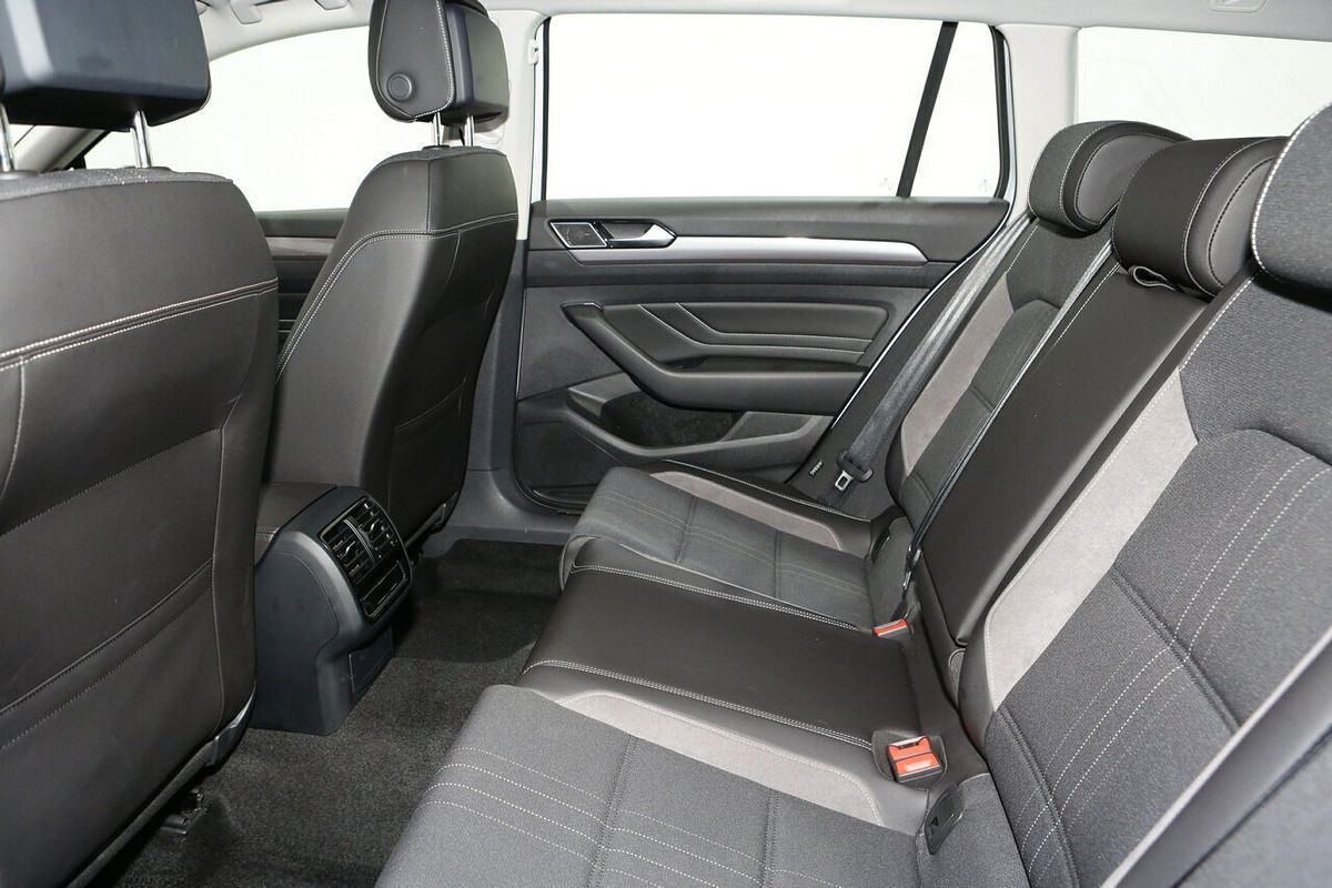 2023 Volkswagen Passat Alltrack 162TSI B8