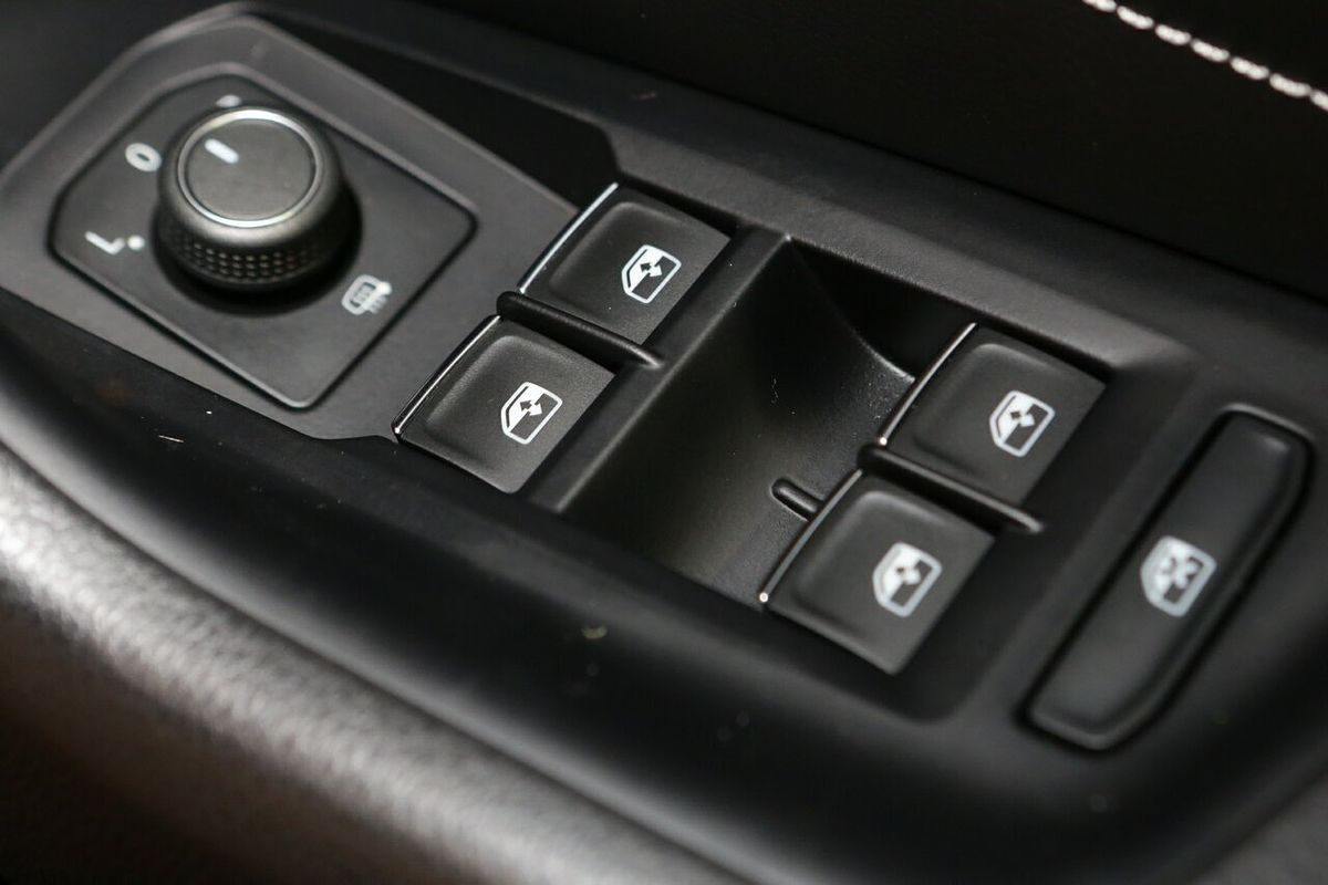 2023 Volkswagen Passat Alltrack 162TSI B8