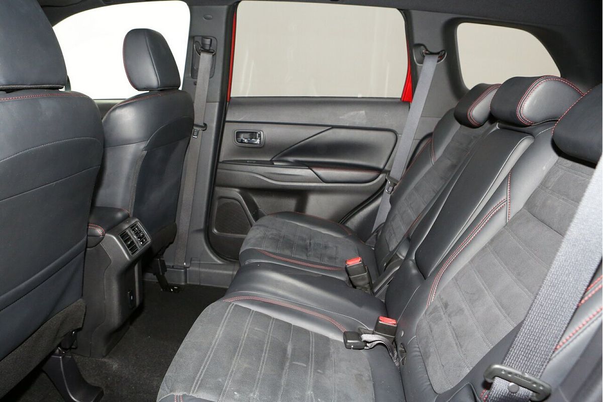2021 Mitsubishi Outlander Black Edition ZL