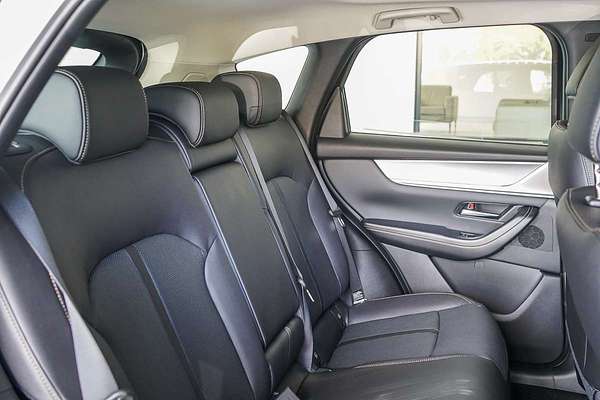 2025 Mazda CX-60 P50e GT KH Series