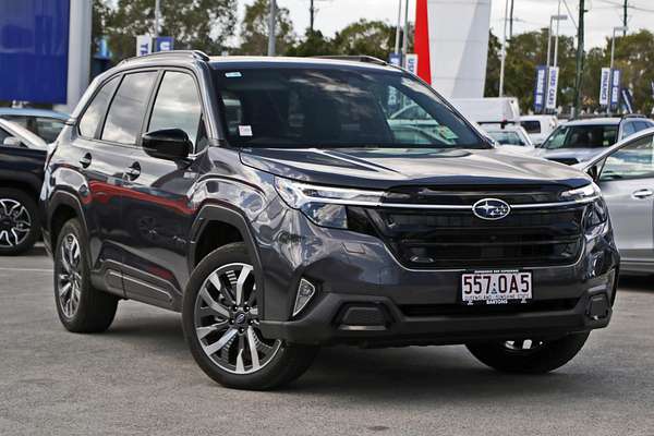 2025 Subaru Forester Hybrid Touring S6