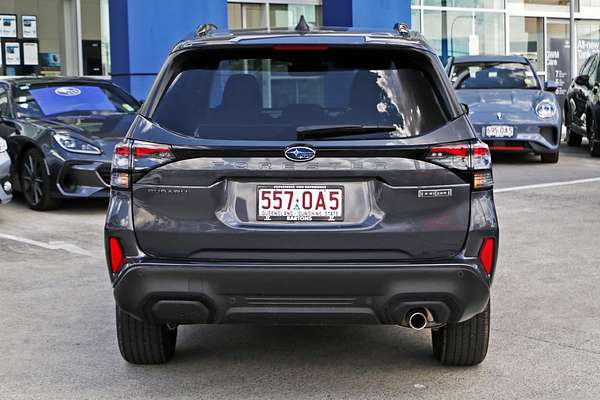 2025 Subaru Forester Hybrid Touring S6