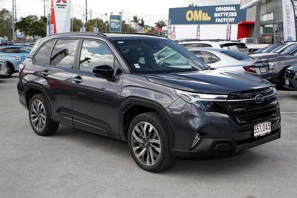 2025 Subaru Forester Hybrid Touring S6