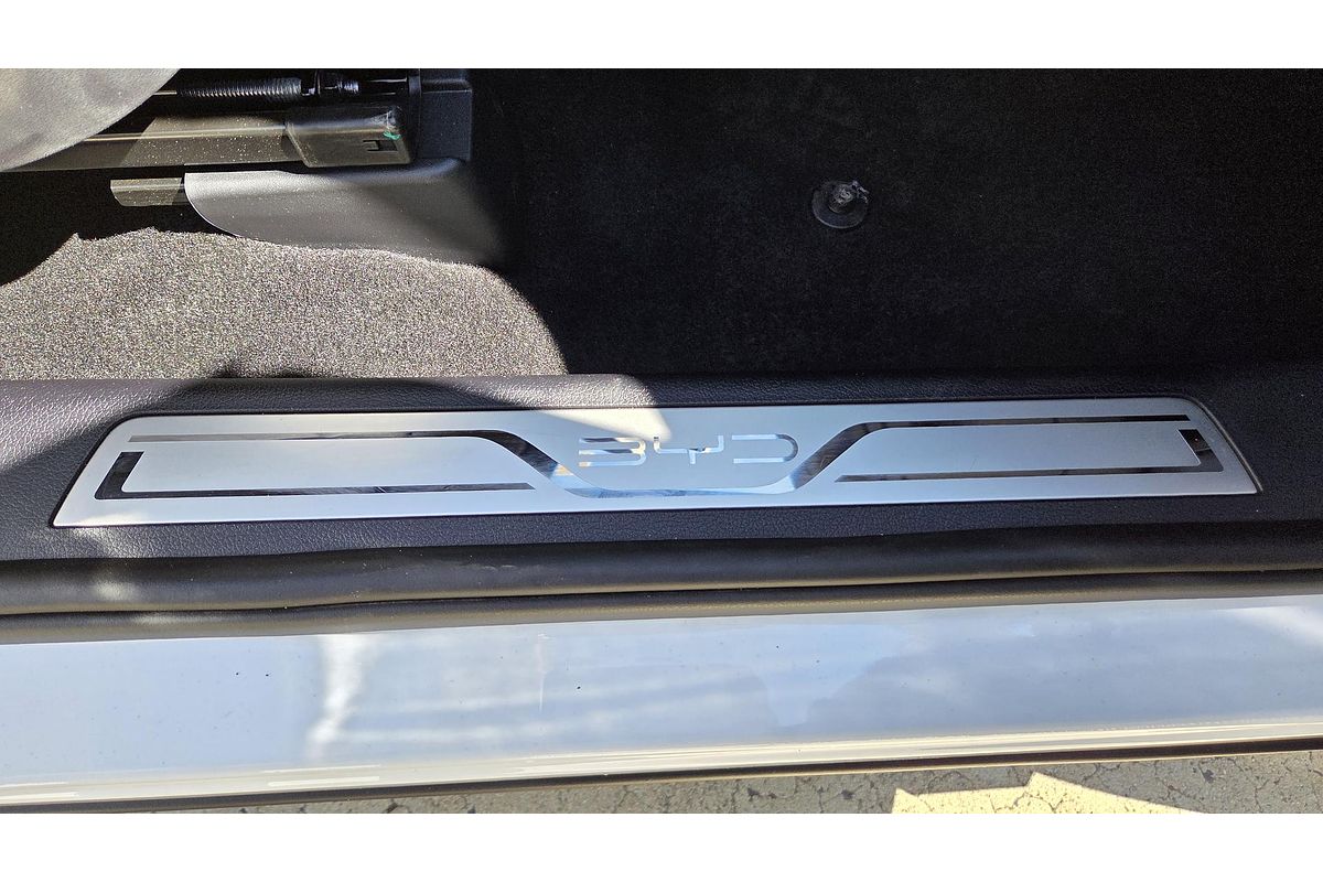 2025 BYD SEALION 6 Dynamic Extended Range