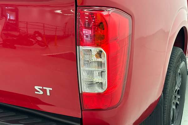 2015 Nissan Navara RX D23 Rear Wheel Drive