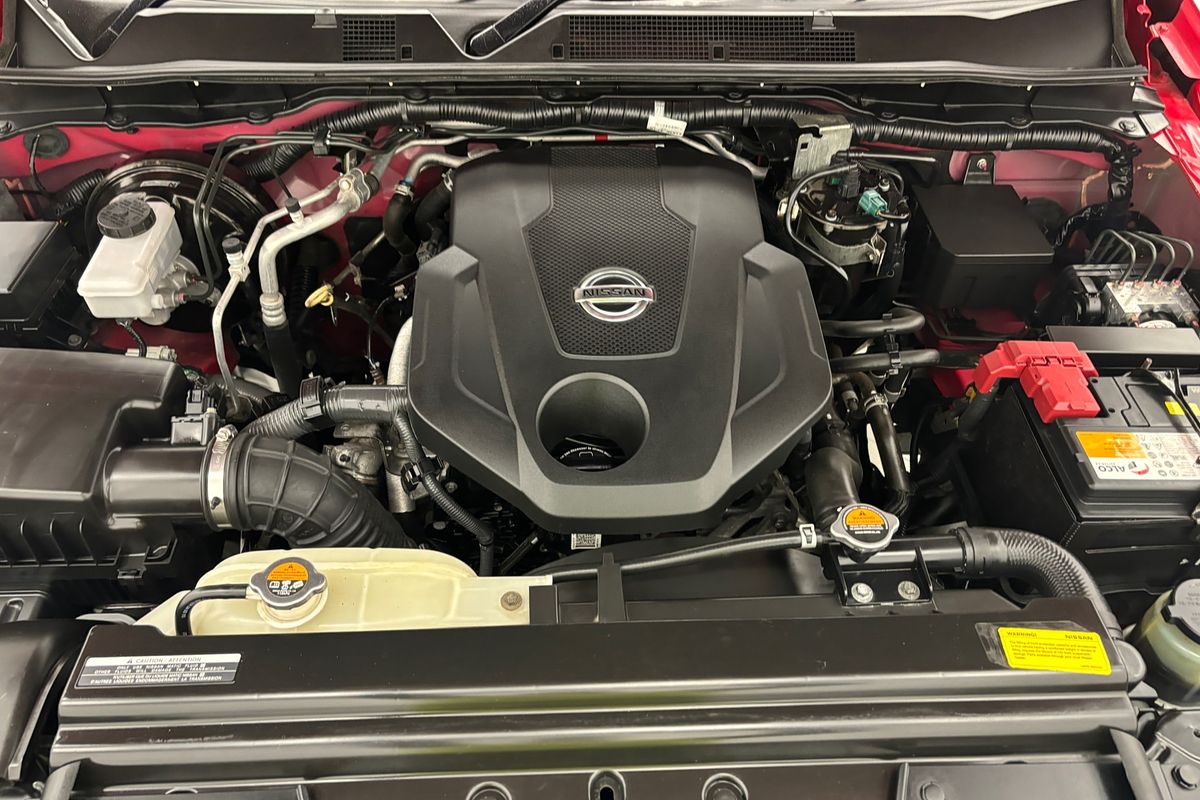 2015 Nissan Navara RX D23 Rear Wheel Drive