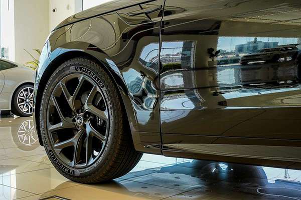 2025 Land Rover Range Rover Sport D300 Dynamic SE L461