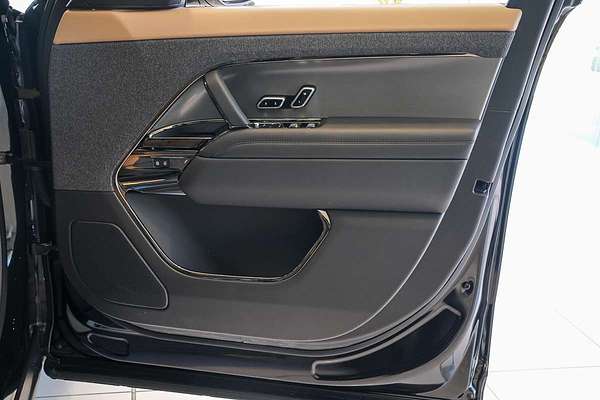 2025 Land Rover Range Rover Sport D300 Dynamic SE L461