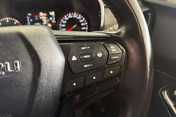 2022 Isuzu D-MAX X-TERRAIN 4X4