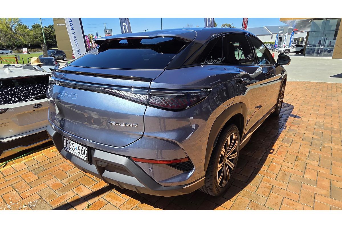 2025 BYD SEALION 7 Premium