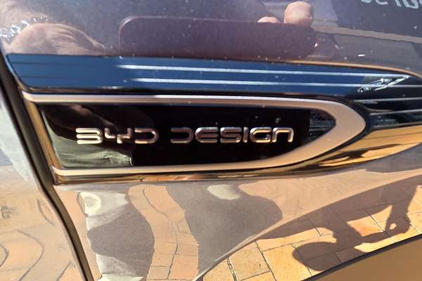 2025 BYD SEALION 7 Premium