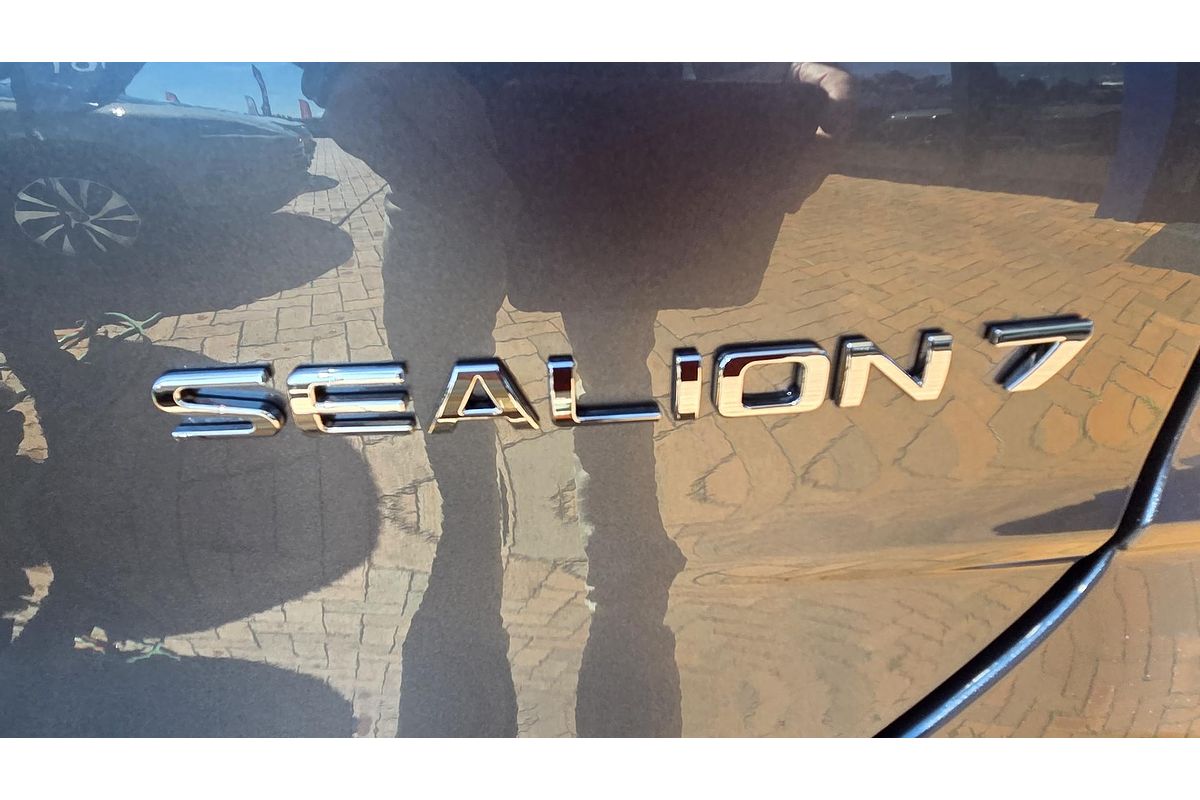 2025 BYD SEALION 7 Premium