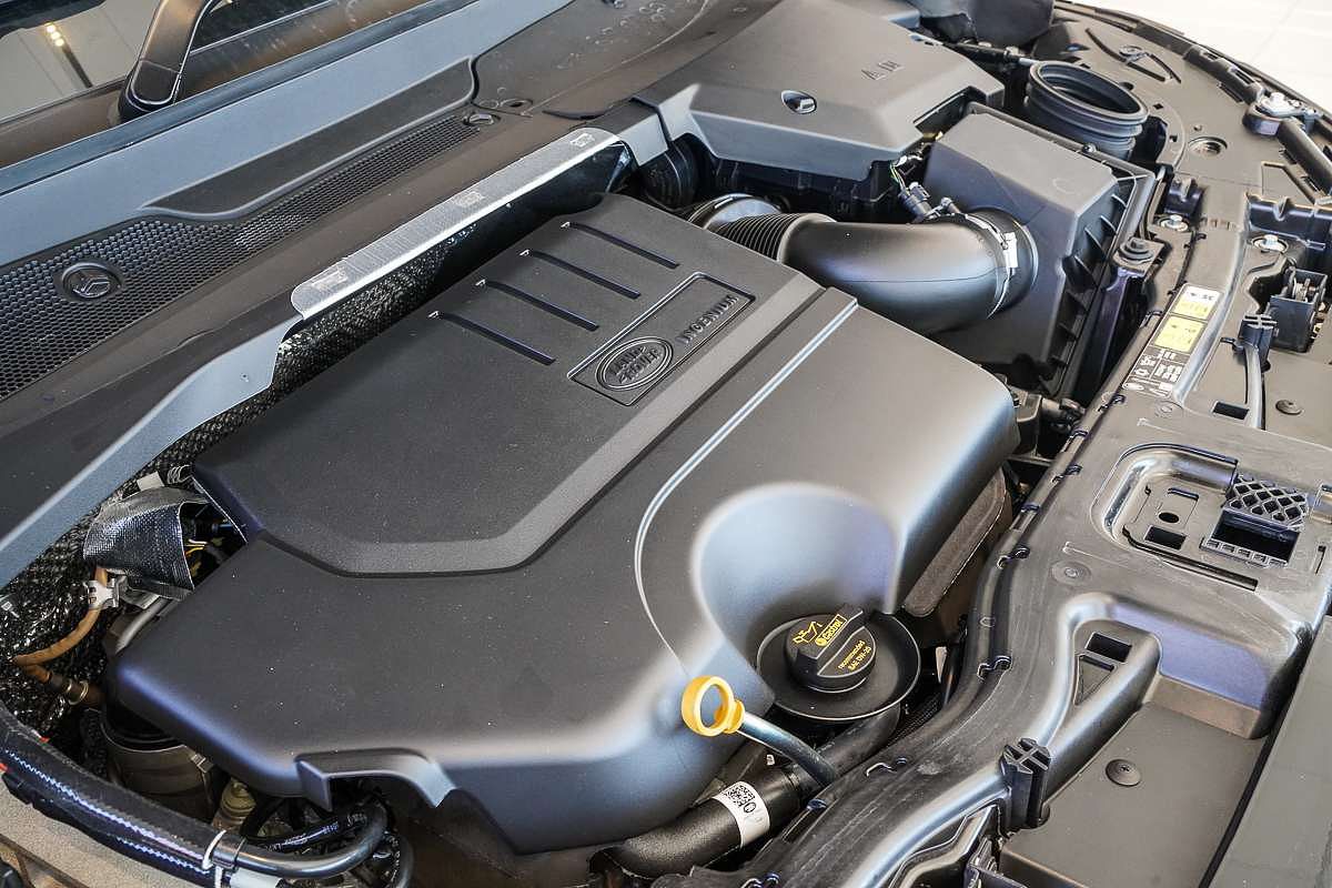 2025 Land Rover Discovery Sport P200 S L550