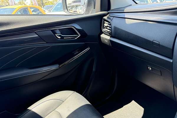 2024 Isuzu MU-X LS-T