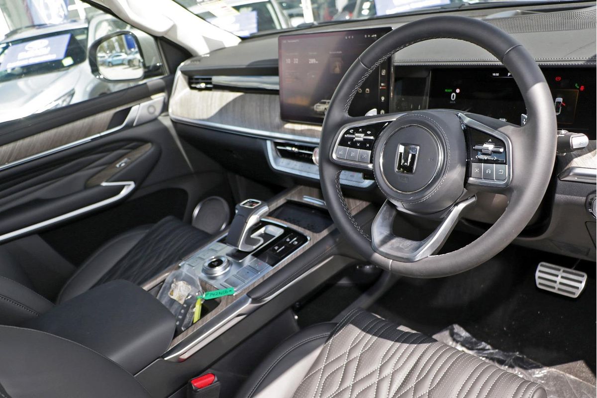 2024 GWM Tank 500 Ultra Hybrid P03