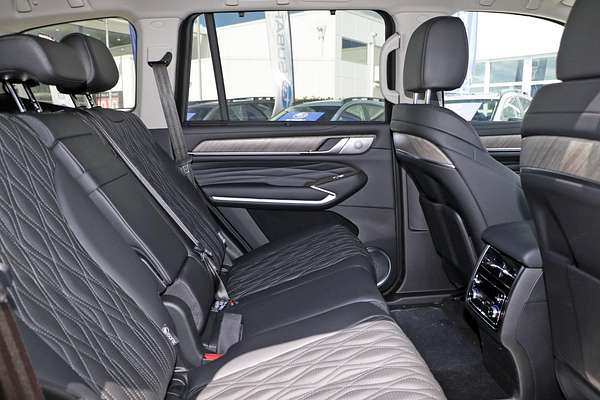 2024 GWM Tank 500 Ultra Hybrid P03