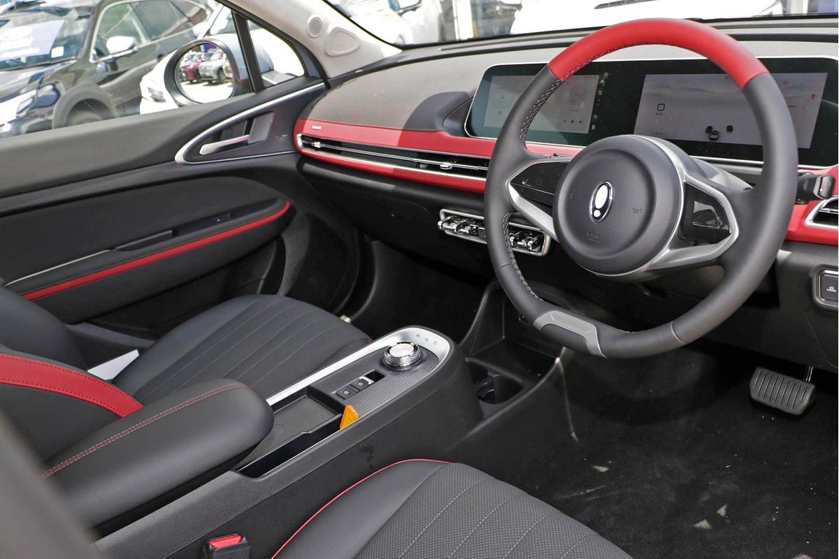 2025 GWM Ora GT ES11